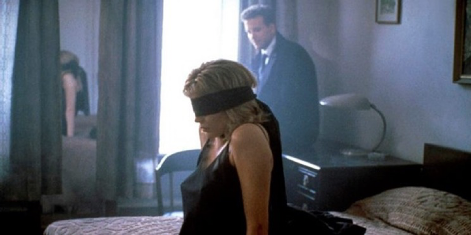 Escena de la película "Nueve semanas y media" protagonizada por Kim Basinger y Mickey Rourke